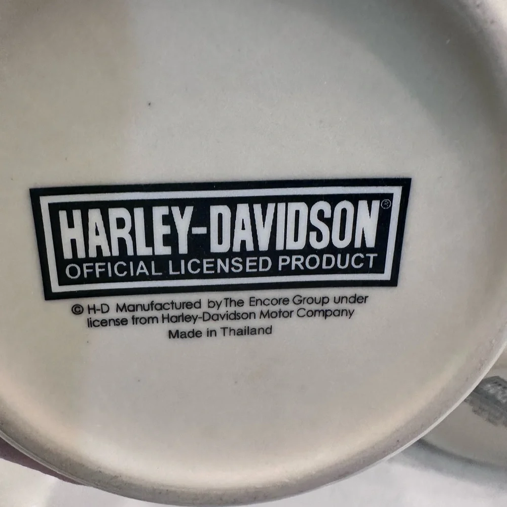 Harley-Davidson Cream and Brown Ceramic Mugs - Picture 6 of 6